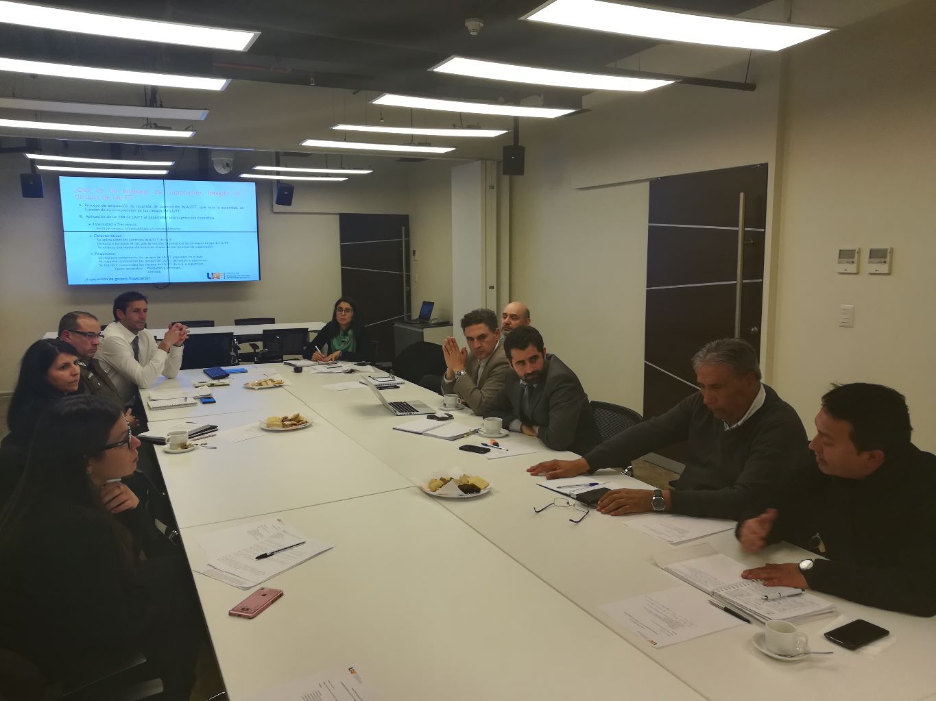 GRUPO 2 DE SUPERVISIÓN BASADA EN RIESGOS COMPARTE PROCESOS DE CONSTRUCCIÓN DE PLANES DE FISCALIZACIÓN PARA GENERAR SINERGIAS