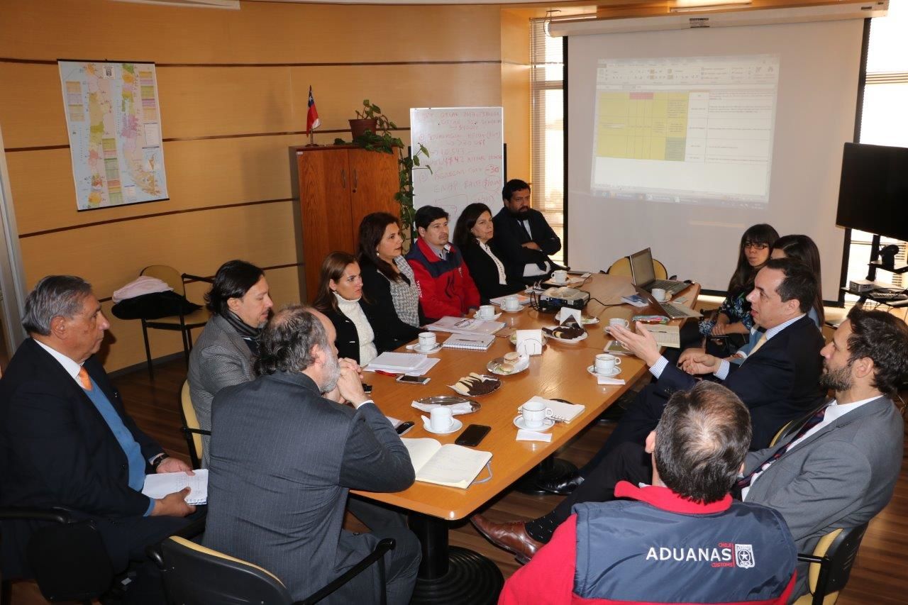 UAF Y ADUANAS COORDINAN LÍNEAS DE TRABAJO DE LA NUEVA ESTRATEGIA NACIONAL Y SU PLAN DE ACCIÓN 2018-2020