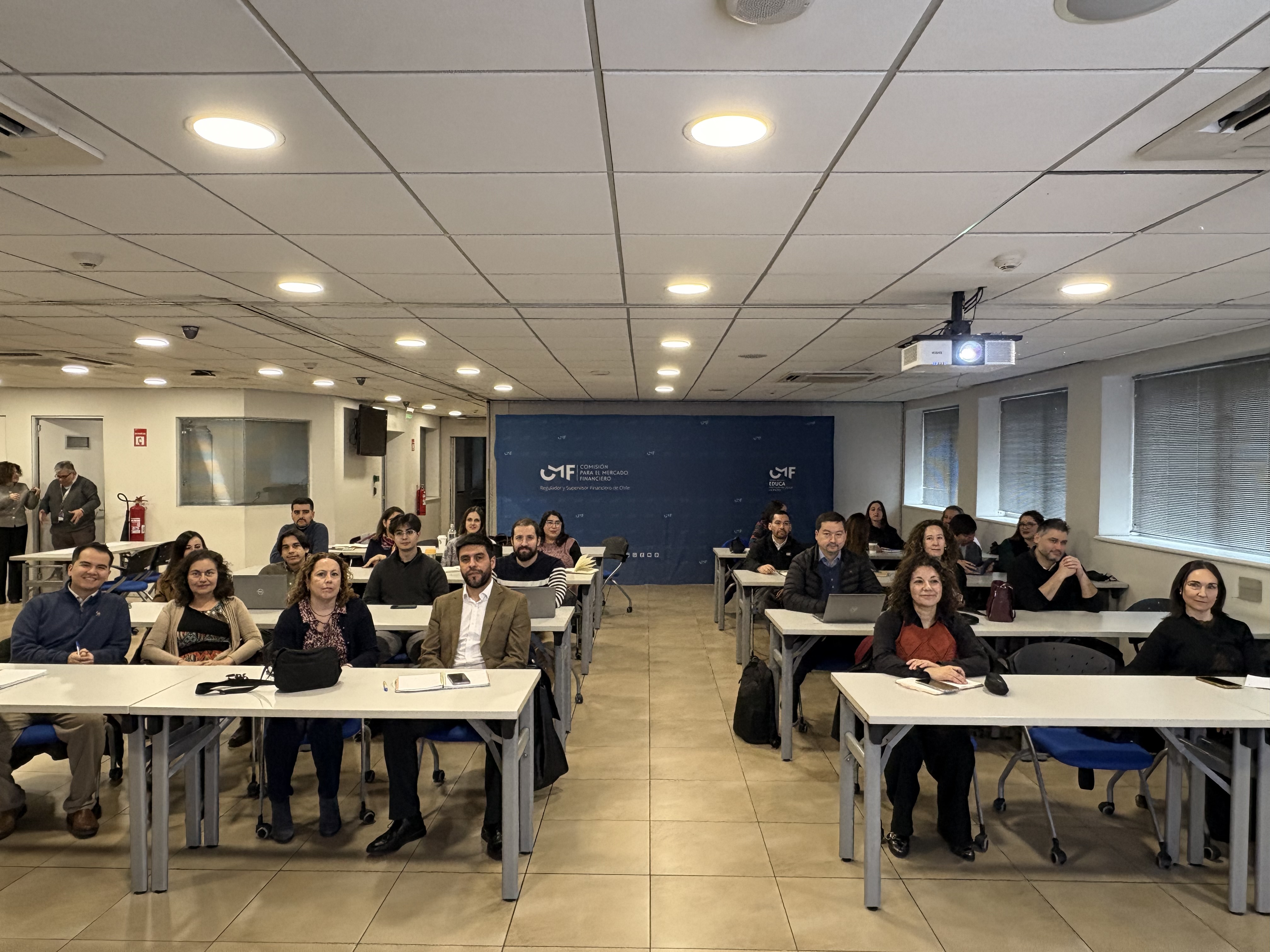 UAF IMPARTE JORNADA DE ACTUALIZACIÓN TÉCNICA SOBRE LA CIRCULAR UAF N.° 62 A EQUIPOS SUPERVISORES DE LA CMF